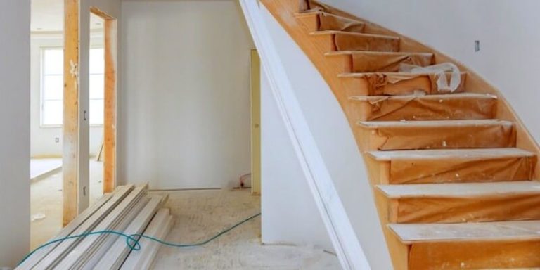Escalier en bois en rénovation