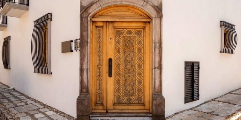 Porte d'entrée d'une maison