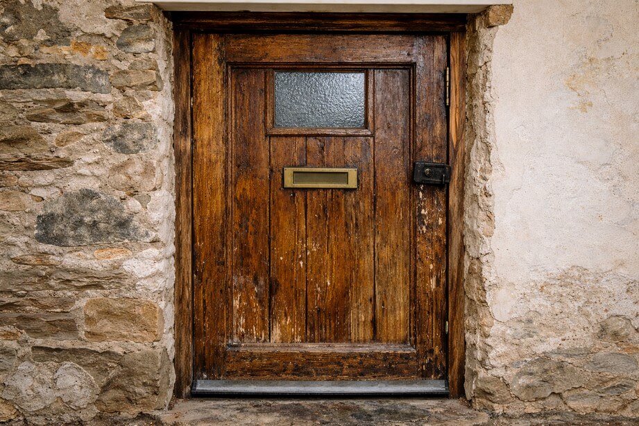 Vieille porte d'entrée